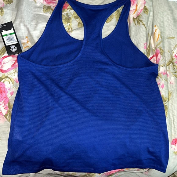 NWT UA RUNNING TEE - Picture 7 of 7